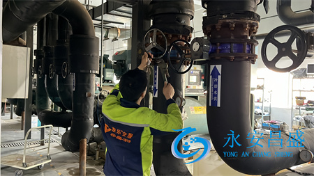 酒店空調(diào)專(zhuān)業(yè)清洗全攻略 85%投訴率降低與30%節(jié)電雙效方案